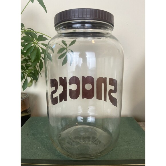Vintage Retro Snacks Glass Gallon Jar With Lid Brown 70’s Font / Throwback Vibe - Picture 2 of 6